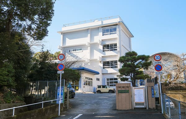 西北小学校